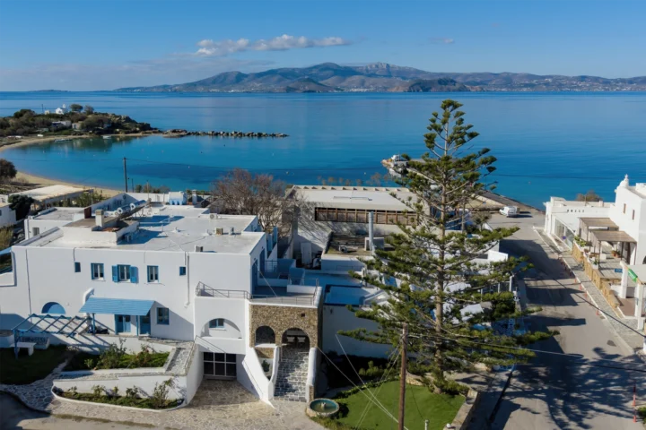 Hotel-Agia anna Naxos1